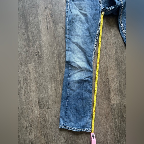 Silver Jeans Women's Classic Blue Boot Cut Jeans - Picture 5 of 6